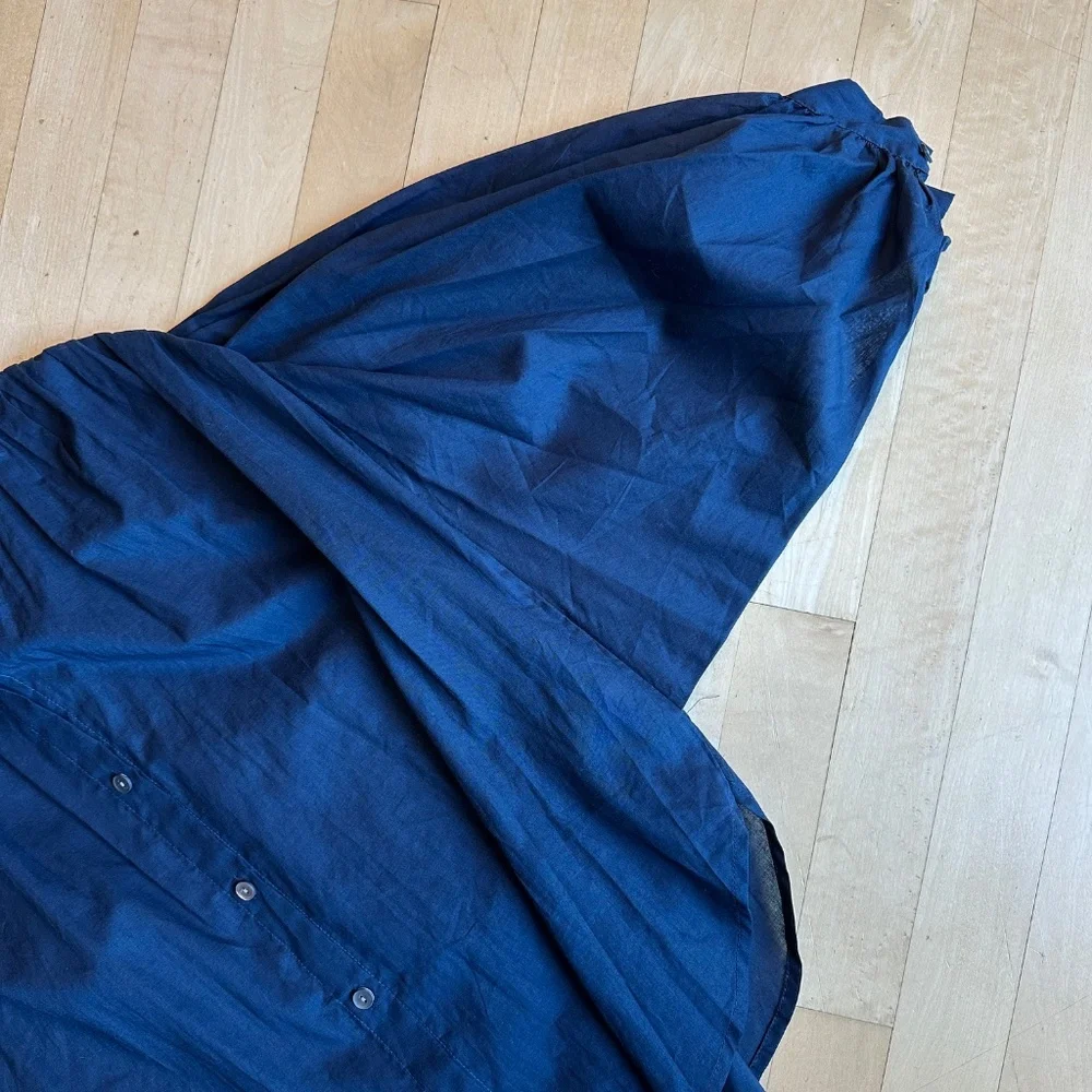 Rebecca Taylor Navy ruched button front top, XS, GD1143 - Picture 4 of 5